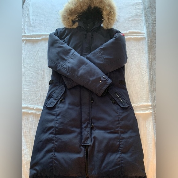 COPY - Canada Goose Kensington Parka  Admiral Blue - Picture 3 of 13